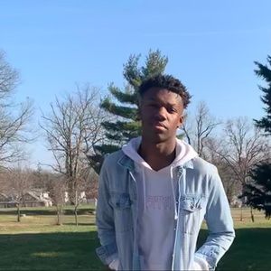 Meet your Posher, Ayinde